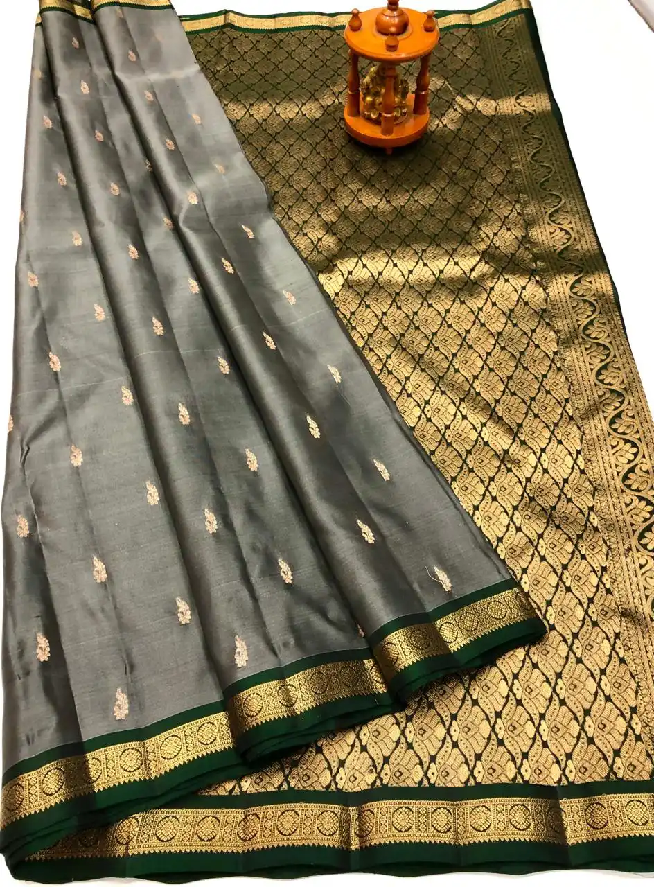 Smoky Grey & Emerald Gold Pure Kanchi Pattu Small Border with Laksha Buta Saree
