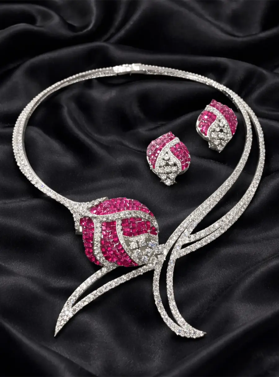 Raktapushpa Diamond Bloom Necklace Set