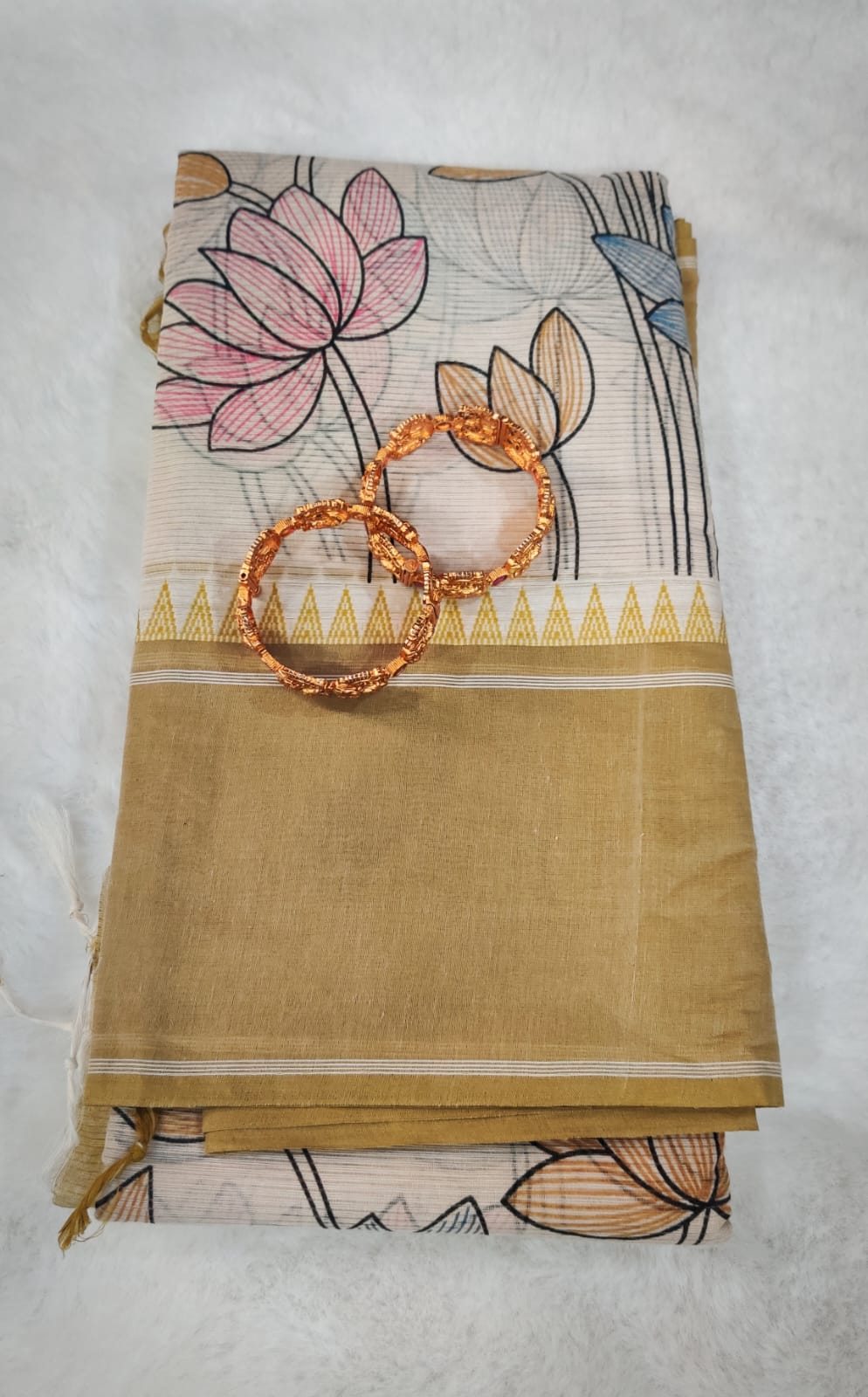 Elegant Ivory Mangalagiri Cotton Saree with Golden Border and Artistic Lotus Floral Print